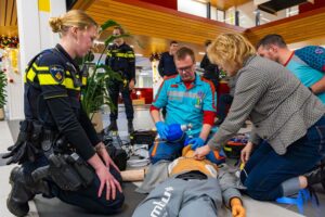 BurgerAEDHoorn-tessadenneman-3